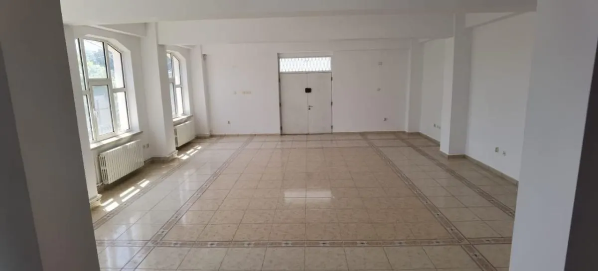 Vila S+P+1 teren=1438 mp, 367mp construiti Varsatura - foto 19