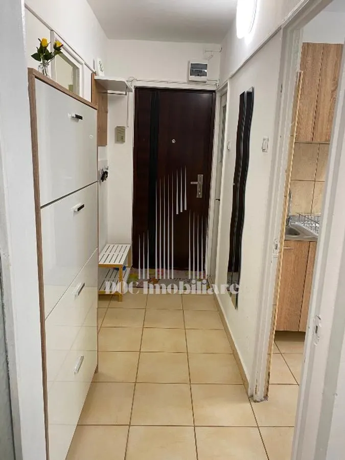 Inchiriere garsoniera Piata Alba Iulia - foto 3