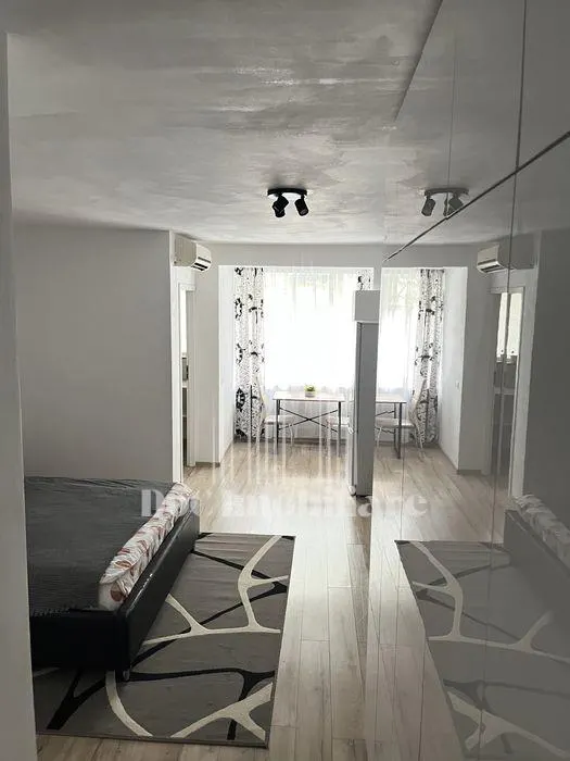 Inchiriere garsoniera Titan - foto 6