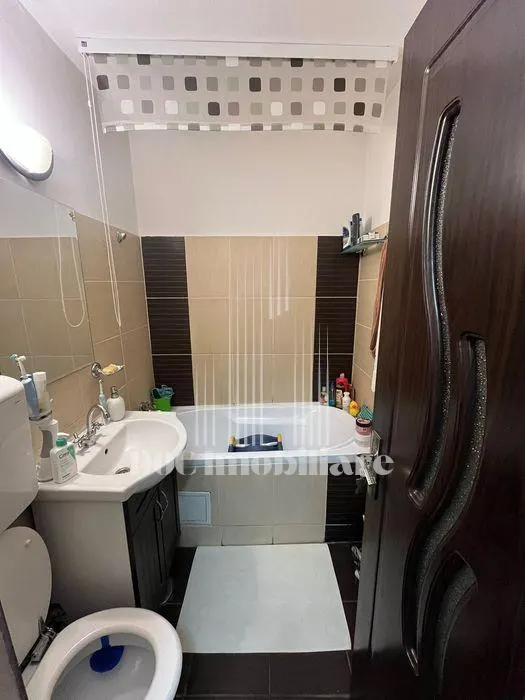 Inchiriere apartament 2 camere Brancoveanu - foto 4