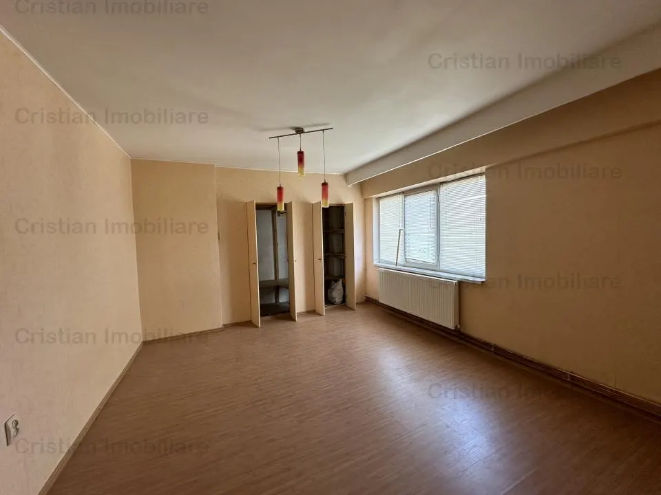 3 camere, Confort 1 t, etaj intermediar , Viziru 3 - foto 2