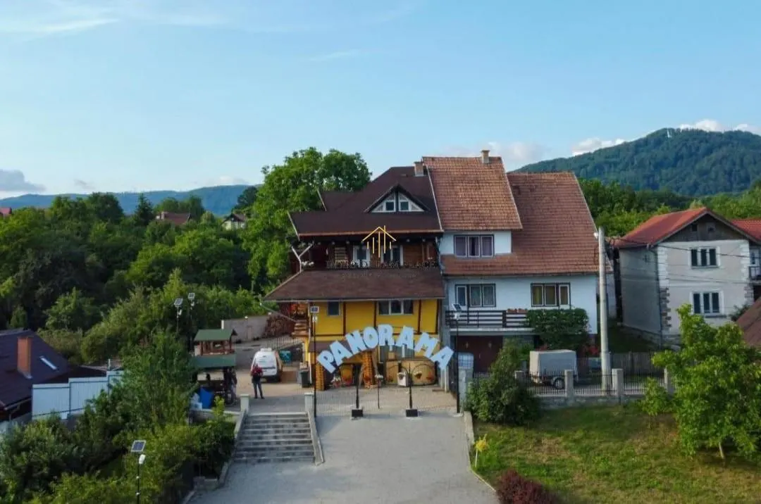 PENSIUNE DE VANZARE IN SOVATA - foto 3