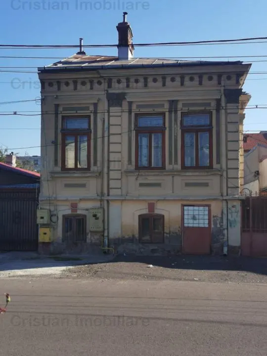 Casa Demisol si Etaj, suprafata construita 150 mp, zona Ultracentrala - foto 2