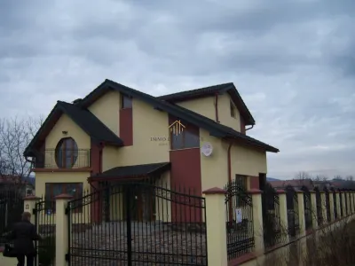 Casa individuala de vanzare in Bistrita - foto 2
