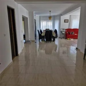 Casa de vanzare in Unirea - foto 2