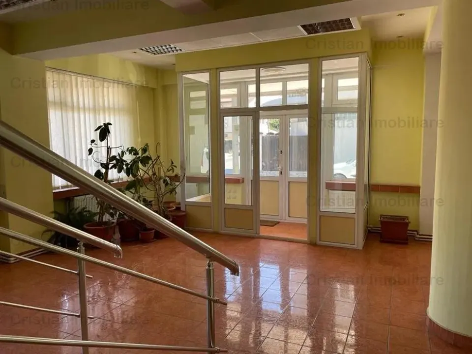 Cladire birouri P+2, 330 mp  zona Centrala cu vizibilitate si acces - foto 2