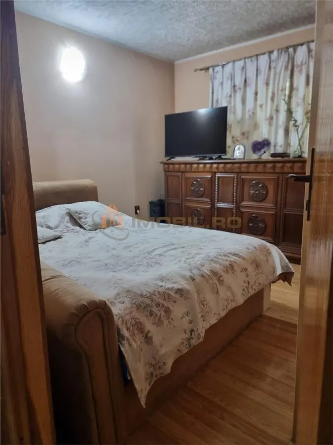 Apartament 4 camere Nicolina - Deosebit - foto 2