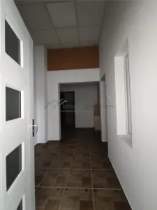 Spatiu comercial,central Marghita,Bihor - foto 11