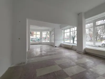 Spatiu comercial,central Marghita,Bihor - foto 3