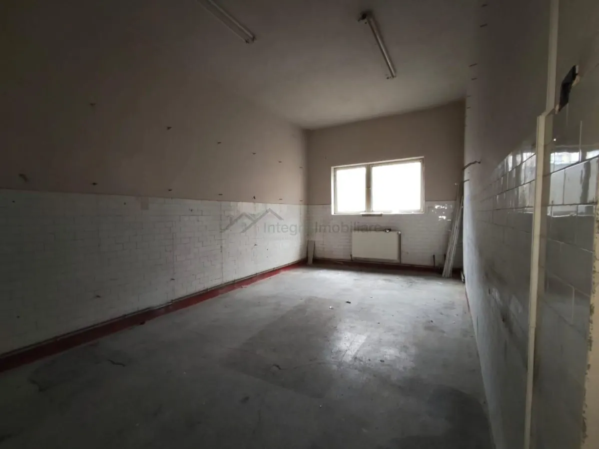 Spatiu comercial,central Marghita,Bihor - foto 5