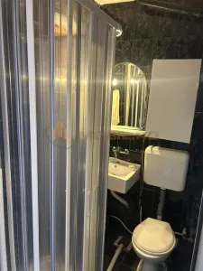 Apartament 3 camere Podu Ros - foto 9