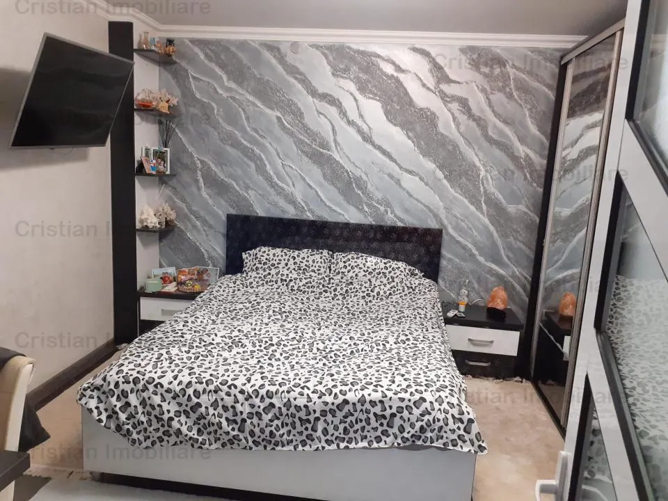 SUPER VILA 2018  P+M + SPATIU COMERCIAL 400mp. MOBILAT, Chercea - foto 11