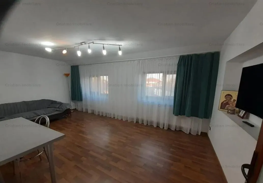 Vila P+1, 4 camere zona Centrala, St - 400 mp - foto 4
