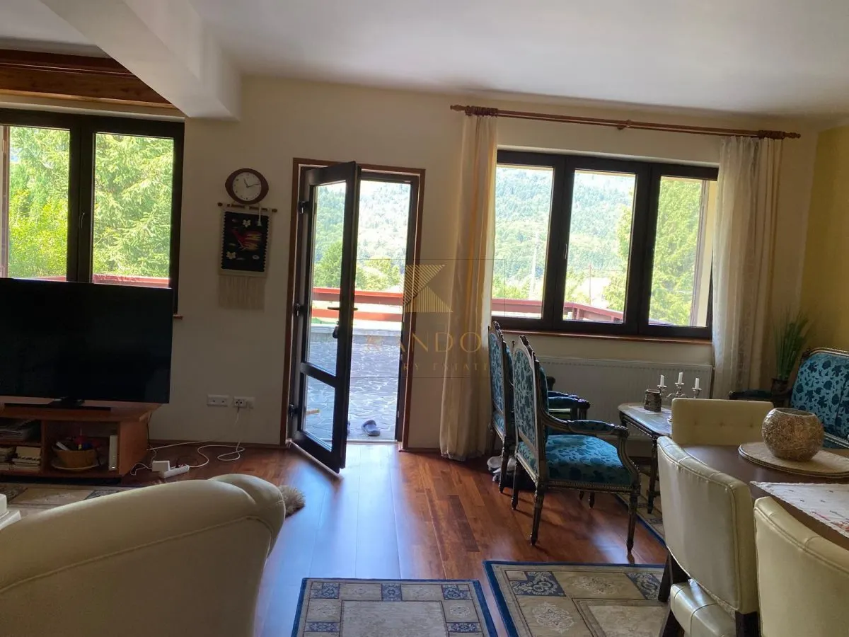 Dimineti cu munti la fereastra – proprietate unica - foto 13