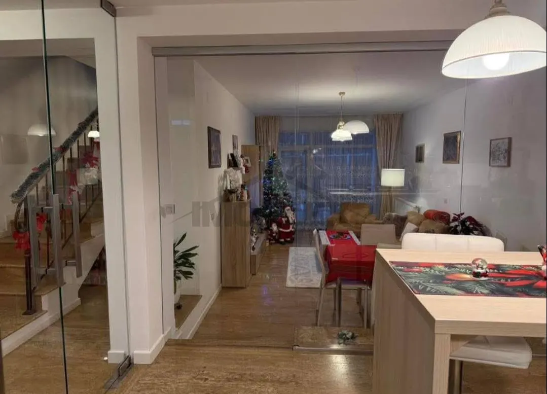 Casă înșiruită de vânzare în Dumbrăvița - foto 22