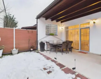 Casă înșiruită de vânzare în Dumbrăvița - foto 25