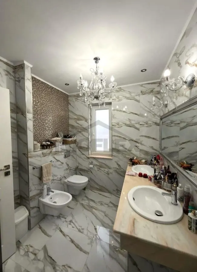 Casă individuală de lux în Dumbrăvița - foto 20