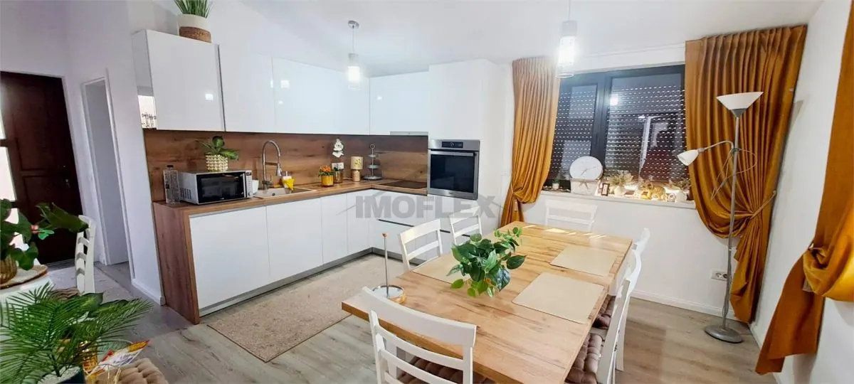 Casa individuala de lux in Giroc, poziție excelentă, comision 0 %, o casă care merită văzută ! - foto 1