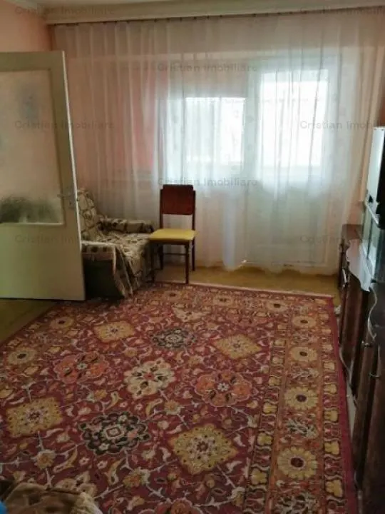 - Garsoniera confort 1 decomandata zona Obor - foto 3
