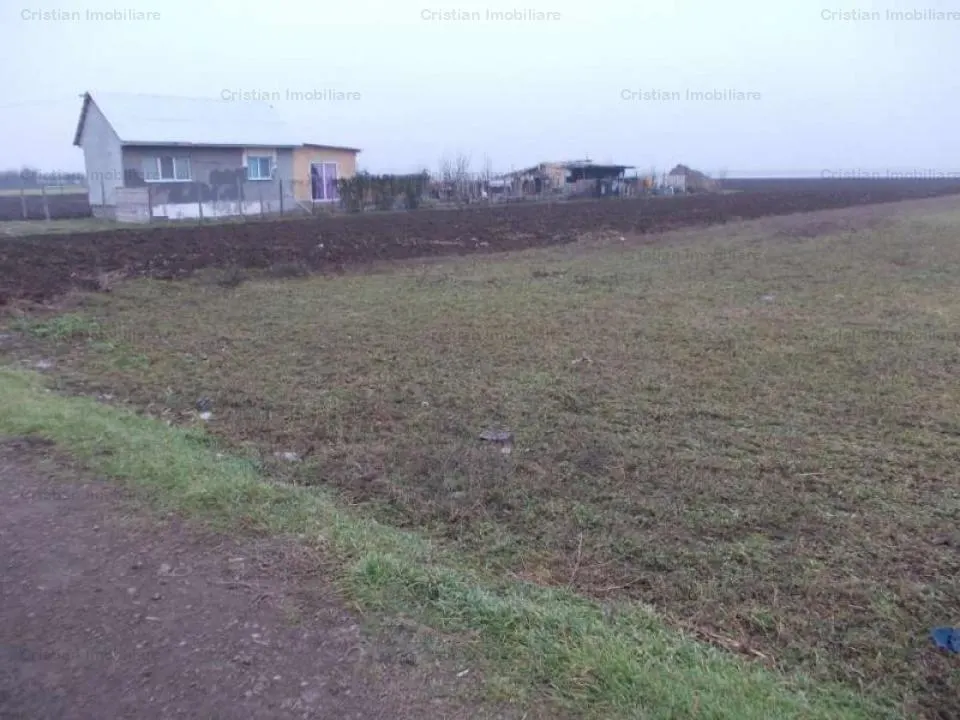 Teren 5750mp pentru constructii, zona Lacu Sarat - foto 1