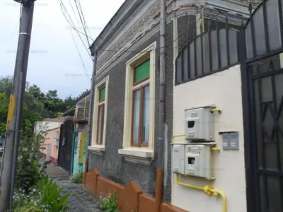 Casa 4 cam 120mp utili Ultracentral 286mp teren cu front stradal 12m - Braila