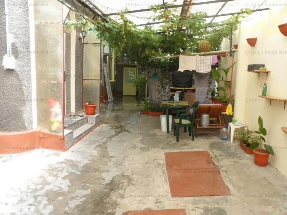 Casa 4 cam 120mp utili Ultracentral 286mp teren cu front stradal 12m - foto 2