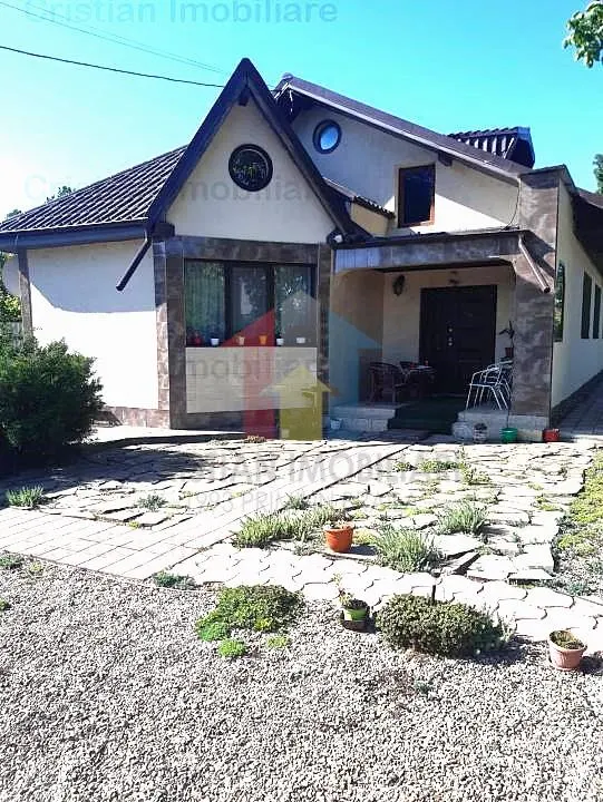 Vila P+M 2014, Varsatura 160mp construiti, teren=1000mp - foto 2