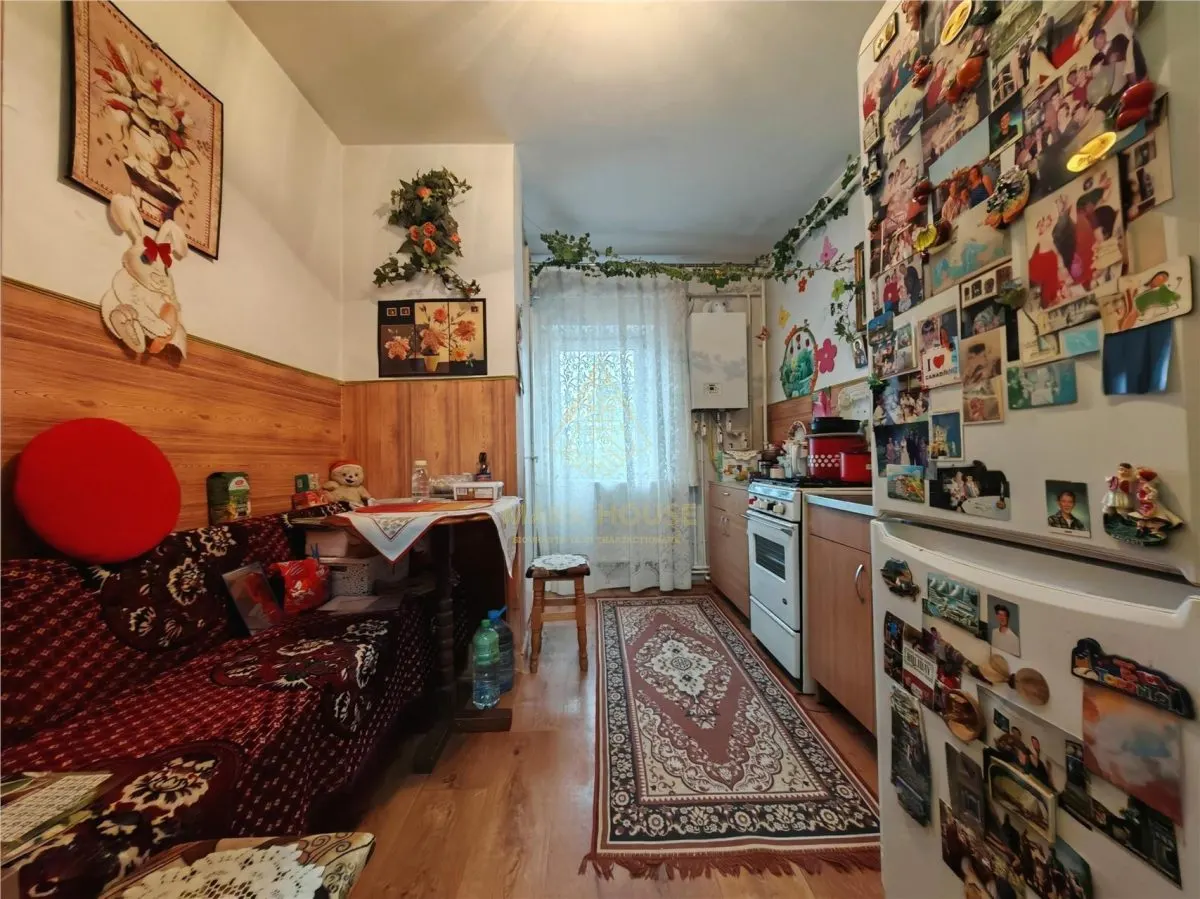 Apartament cu 2 camere de vanzare, zona Cora - foto 1