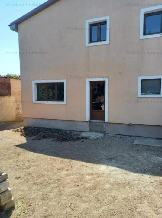 Super VILA P+1+ M, 310mp construiti Teren 470mp cu 12 deschidere Brailita - foto 5