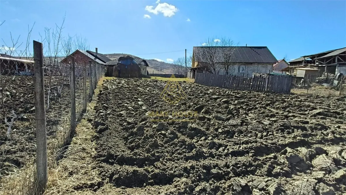 Teren intravilan 2.270 mp de vanzare, Tisa Silvestri - foto 1