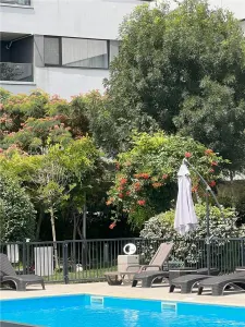 3 camere cu gradina si acces la piscina – viata moderna intr-un complex exclusivist - foto 5