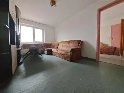 Apartament cu 3 camere de vanzare, zona Milcov - foto 3