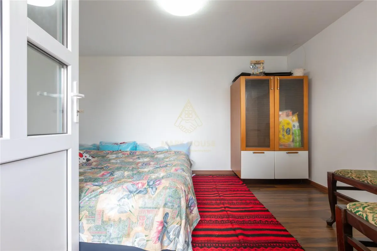 Casa P+M, teren 1500 mp + Afacere de Vanzare, com. Blagesti - foto 19
