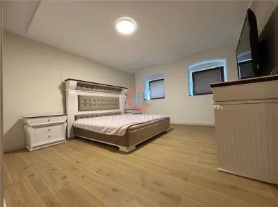 Apartament complet renovat, 3 camere, 78 mp utili, cladire istorica - foto 6