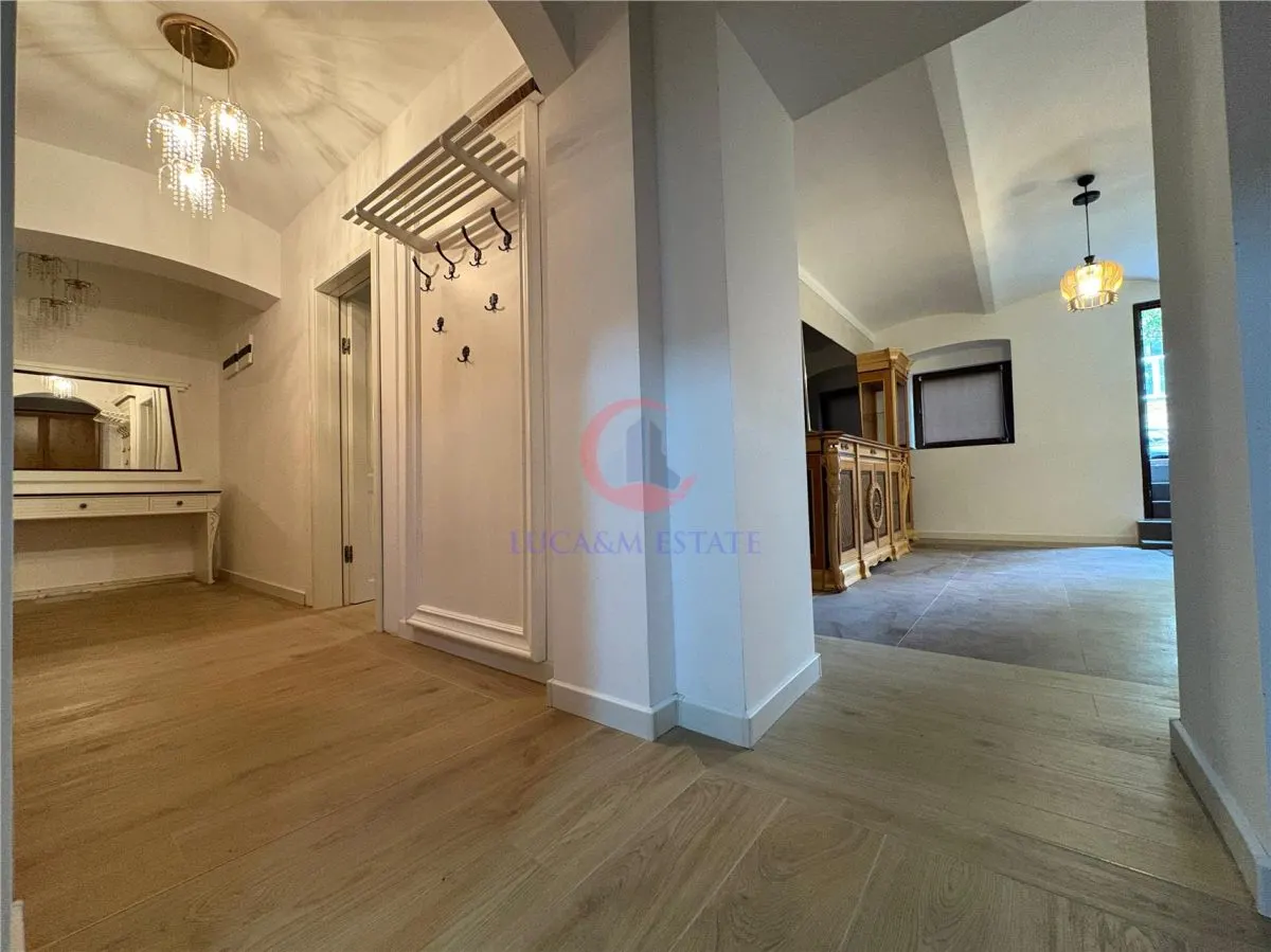 Apartament complet renovat, 3 camere, 78 mp utili, cladire istorica - foto 9