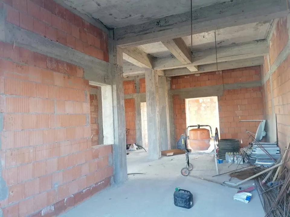 Cladire  4 Apartamente si Spatiu Comercial Sacalaz - foto 6