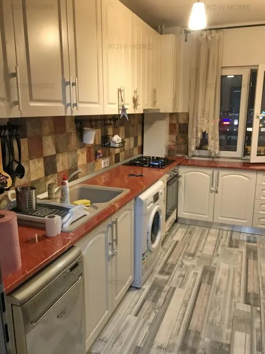 Apartament 3 camere OBOR - foto 1