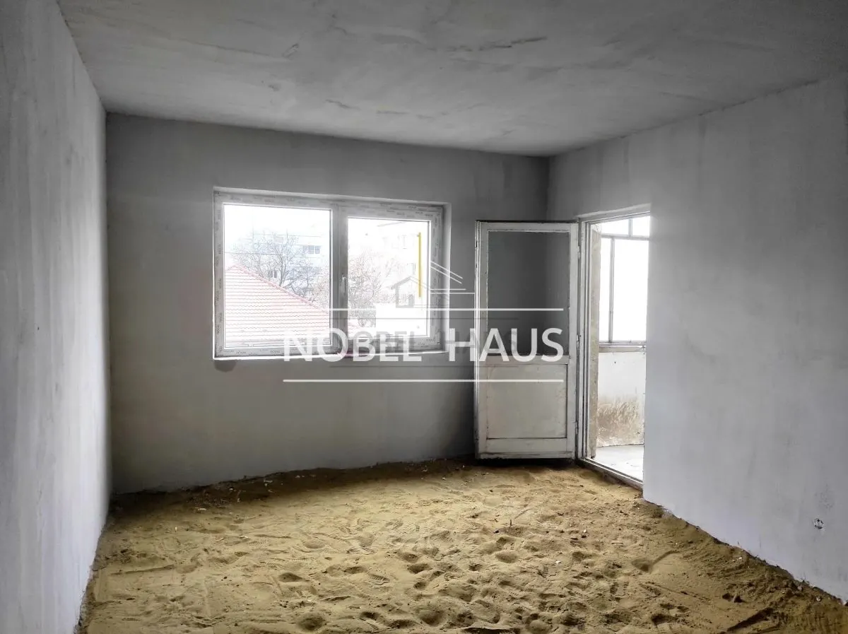 Apartament 2 camere, decomandat, etajul 4, Ultracentral - foto 1