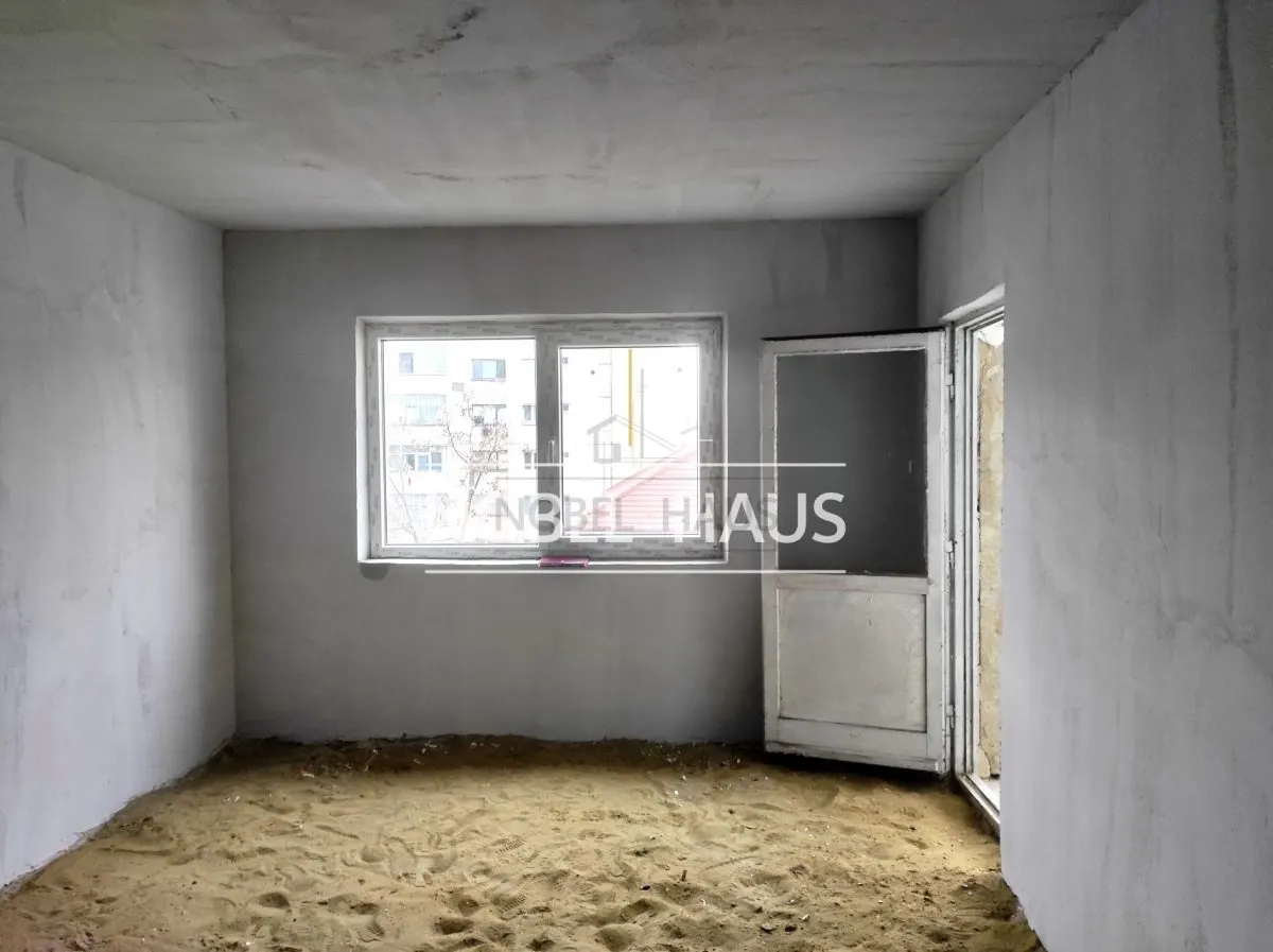 Apartament 2 camere, decomandat, etajul 4, Ultracentral - foto 2