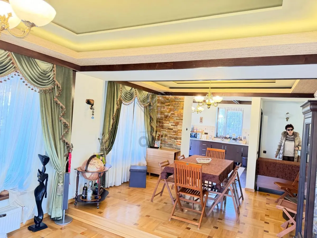 Vila Lux Valea Doftanei | 8 Camere | Structura Antiseismica - foto 9