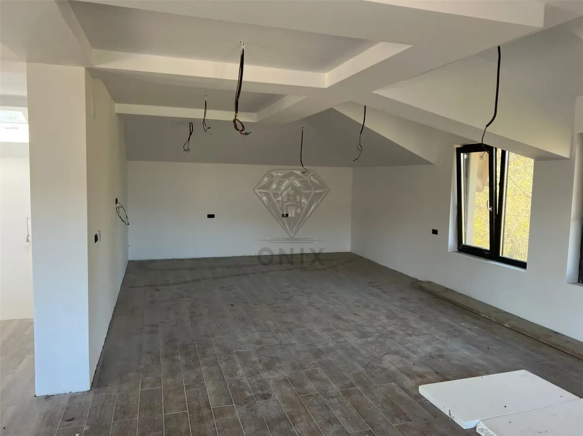 Pensiune noua de vanzare in Slanic Prahova – 400 mp utili, zona centrala, ideala pentru investitie - foto 14