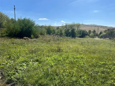 Teren intravilan 2.075 mp, construibil, comuna Drajna, Prahova - foto 6