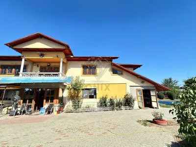 Casa si teren 3567 mp cu piscina, livada si helesteu â€“ Corlatesti - Corlatesti