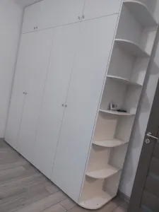 Garsoniera decomandata zona Judetean,renovata,95000 Euro - foto 4
