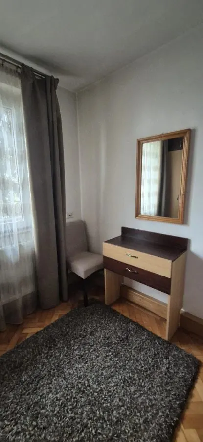 Apartament 2 camere ,etajul 1,zona Vlahuta,117000 Euro - foto 5