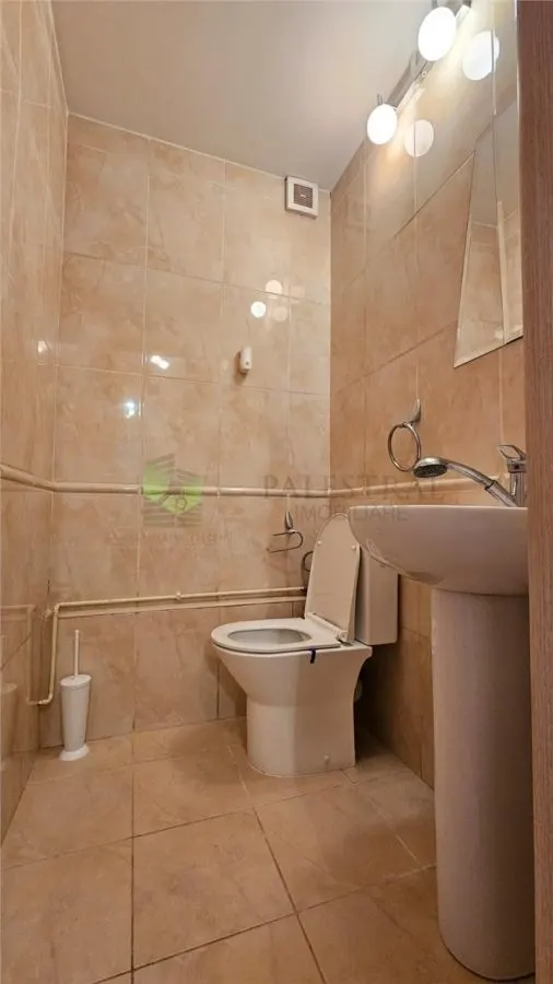Apartament 3 camere Centrul Civic,renovat,vedere Tampa,158000 Euro - foto 13
