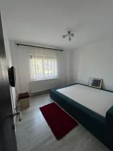 Apartament 4 camere str Harmanului renovat,mobilat modern 144000 Euro - Brasov