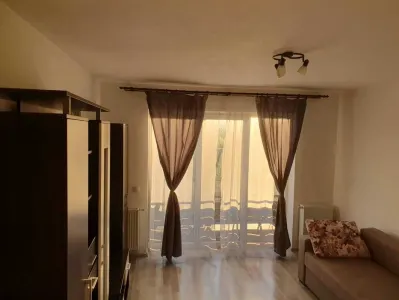 Garsoniera Avantgarden ,mobilata-utilata,92000 Euro - Brasov