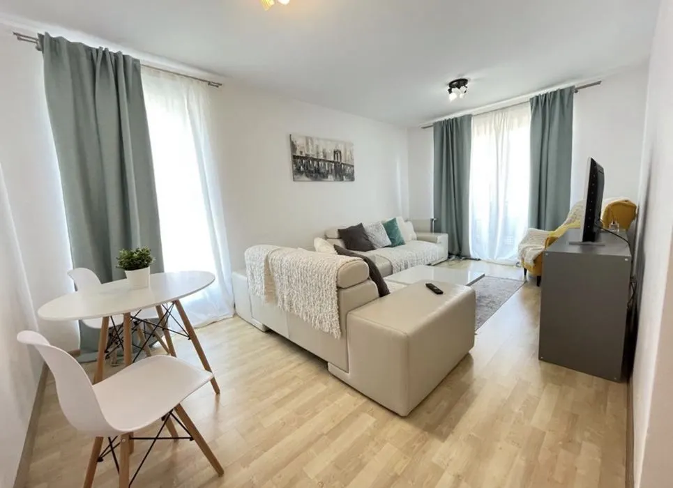 Apartament 2 camere Avantgarden Coresi mobilat,parcare,139500 Euro - foto 1