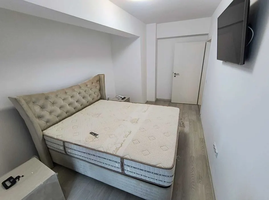 Apartament  2 camere open space,   Coresi - Maurer ,mobilat,135000 Euro - foto 2